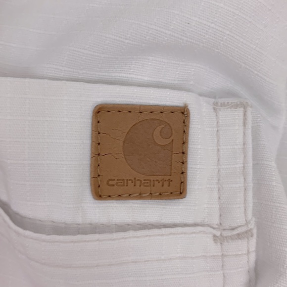 Carhartt White Scrub Top. One pocket. Size Small - Picture 7 of 9
